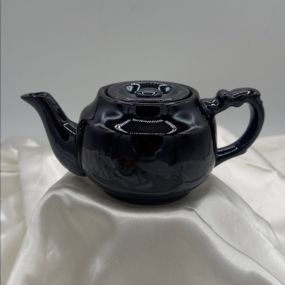 Vintage dark brown Small Ceramic teapot, "Made in Occupied Japan".